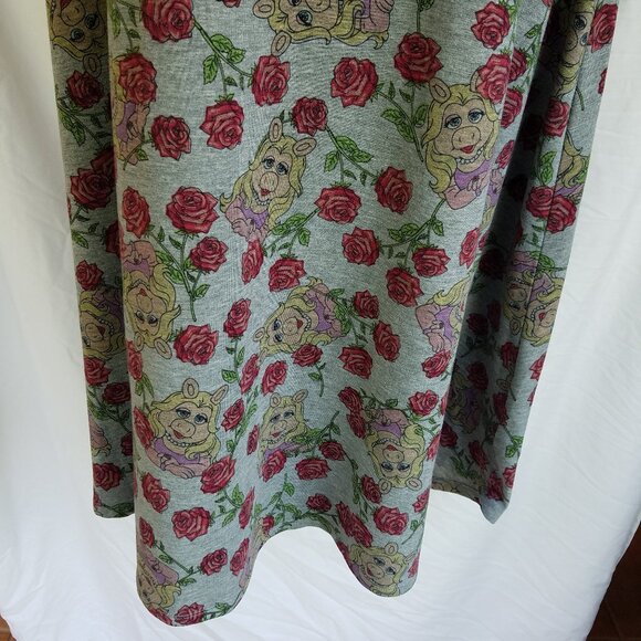 LuLaRoe Carly XS Miss Piggy Red Roses Gray Dress - Picture 3 of 11